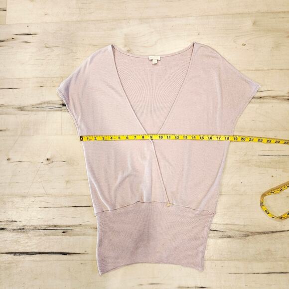 Hanro Knits Deep V-neck Short Sleeve Sweater - Picture 5 of 6